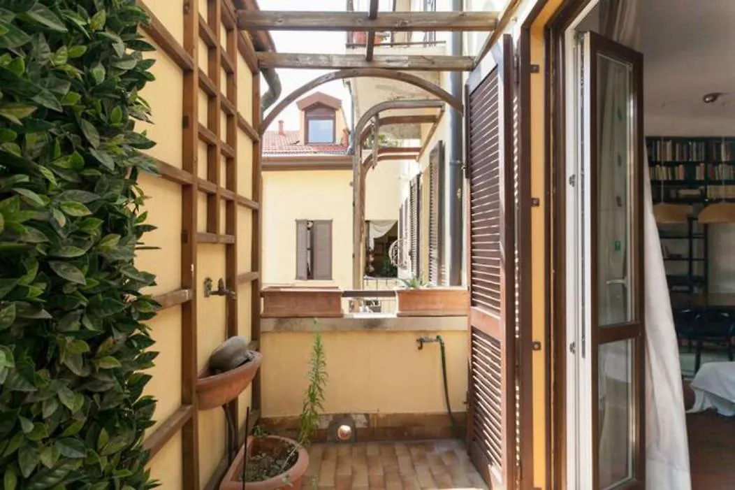 Porta Ticinese Cozy Apartment con Balcone Milano
